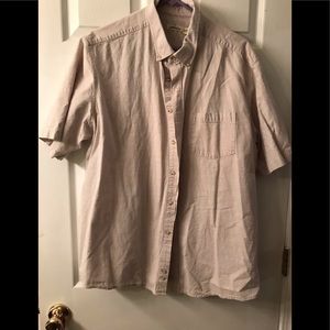 Men’s beige button down, short sleeve shirt